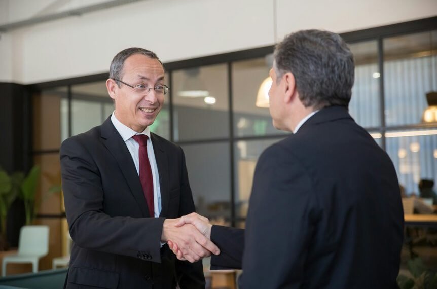 reliable business web network